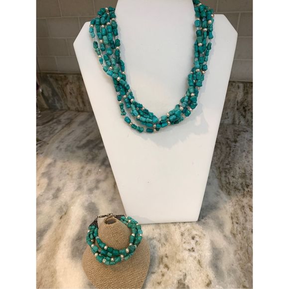 Turquoise Howlite and Pearl Necklace with Matching Bracelet #stunning #western - Picture 5 of 12